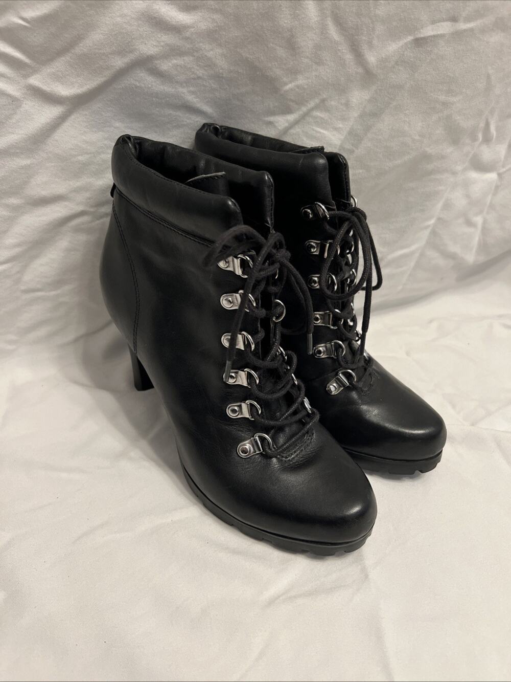 LRL Ralph Lauren Black Leather Heeled Lace Up Ankle Boots Women’s Size 7.5